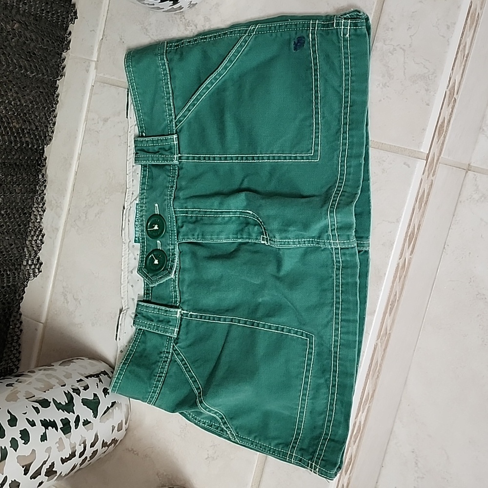 💚 ABERCROMBIE Green Mini Skirt 💚